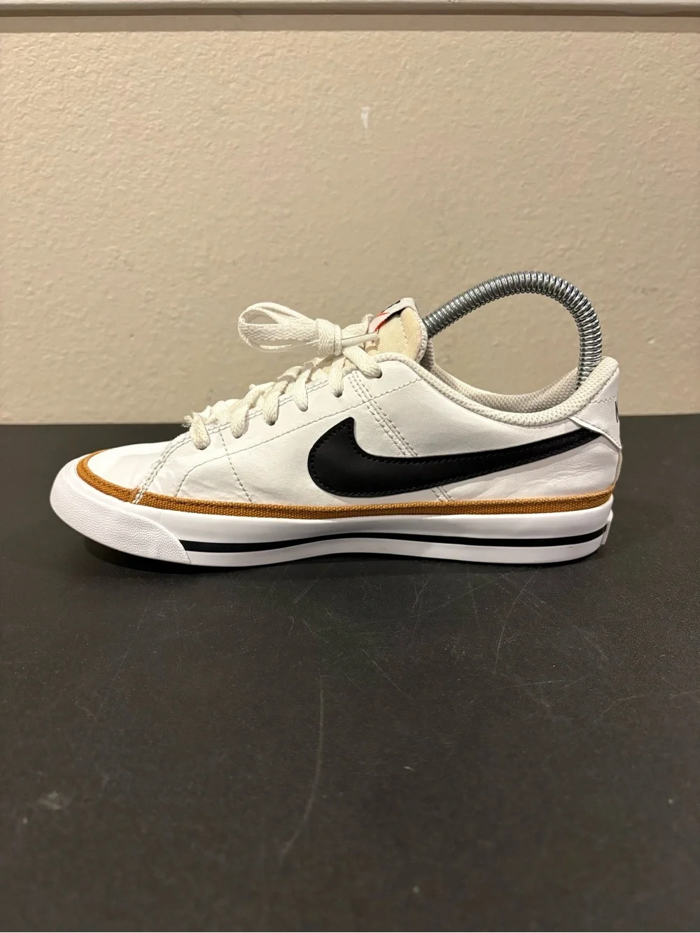 Nike Court Legacy GS Kids Sneakers Size 4Y White Black Gold DA5380-102 Low Top
